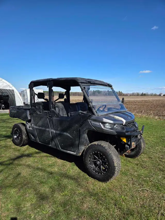 2018 Canam Defender  in ATVs in Ottawa - Image 3