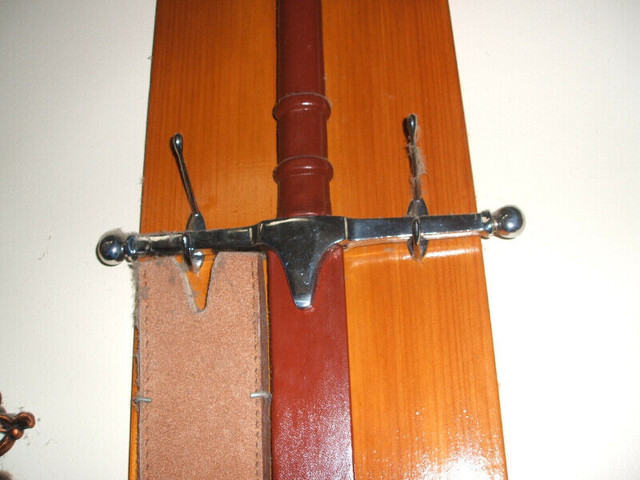 Swords Mint Condition Stainless Steel with Leather Scabbards in Arts & Collectibles in City of Toronto - Image 4