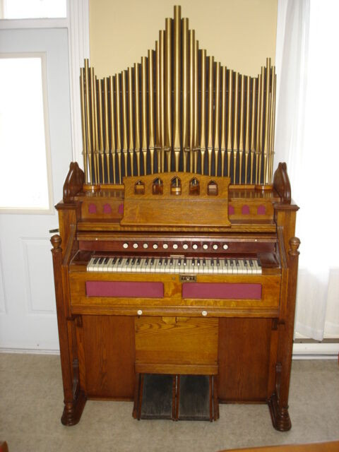 Harmonium Pratte et piano mécanique antique à vendre dans Art et objets de collection  à Shawinigan
