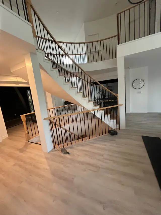 Detailed worker 30$/hr64722759282561120