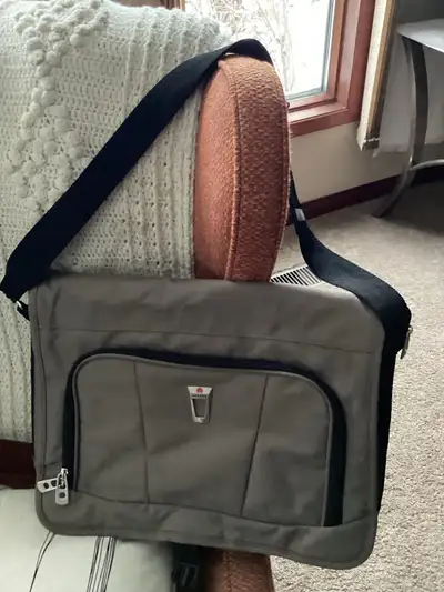 Travel bag, View more