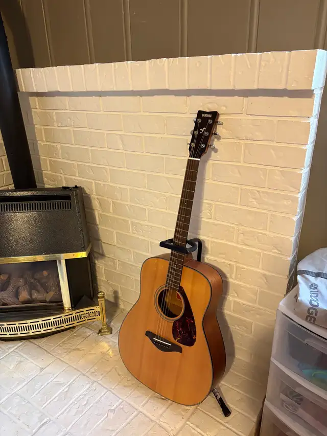 Yamaha FG700S Guitar in Guitars in Vancouver - Image 3