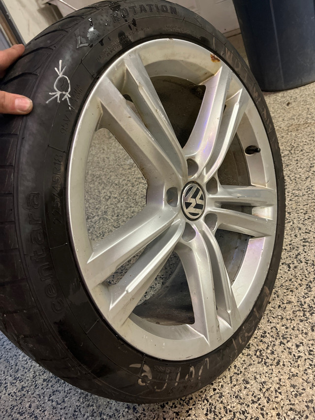 18” Volkswagen rim in Tires & Rims in Bedford - Image 2