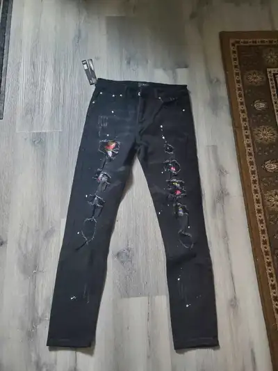 Amiri jeans, View more