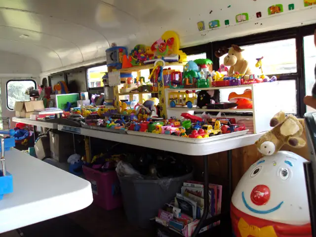 CANCELLED TEES 7 BUS MARKET SALE - ANIMAL FUNDRAISER in Events in Red Deer - Image 6