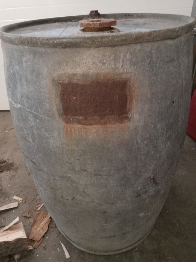vintage 45 Gallon Imperial Oil Limited Barrel in Arts & Collectibles in Strathcona County