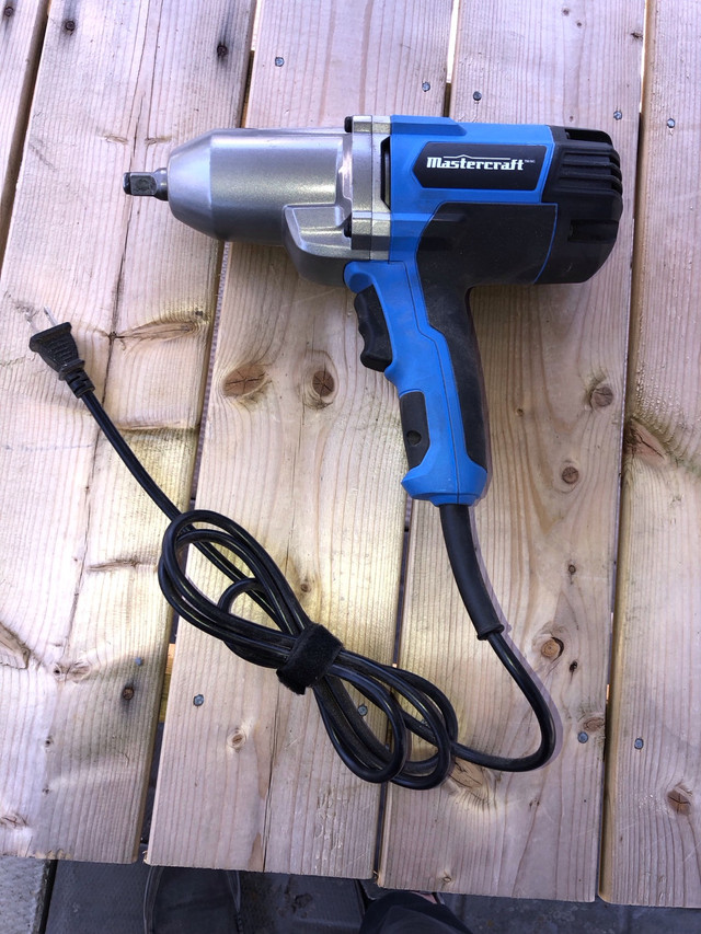 MAXIMUM HEAVY DUTY 1/2 inch Drive IMPACT WRENCH  in Power Tools in La Ronge