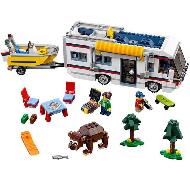 LEGO CREATOR 31052 VACATION GETAWAYS CAMPER 3-IN-1 NEW SEALED in Toys & Games in Edmonton - Image 3