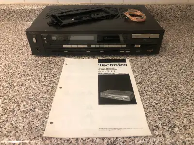 Quartz Synthesizer FM/AM Stereo Receiver - Technics SA-311, View more