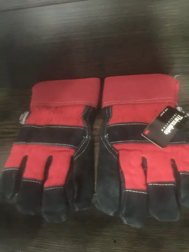 Work gloves  in Other in Oshawa / Durham Region - Image 3