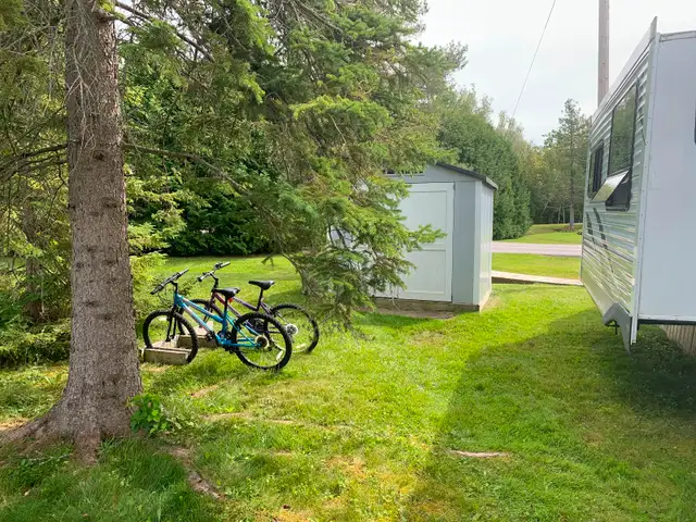 2014 Salem 36 F Trailer on Park site in Park Models in Kawartha Lakes - Image 10