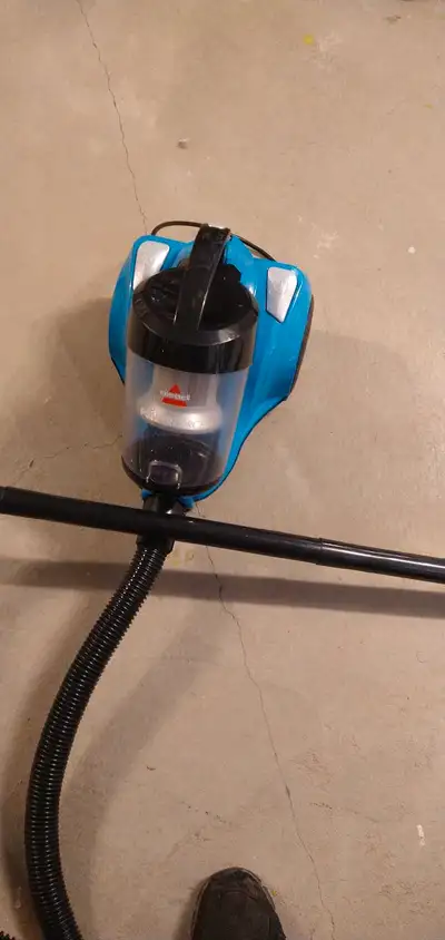 Bissell vacuum cleaner