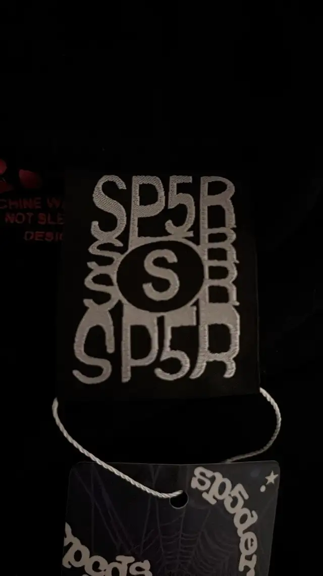 SP5DER P*NK Hoodie Black - (Size S) in Men's in Oakville / Halton Region - Image 5