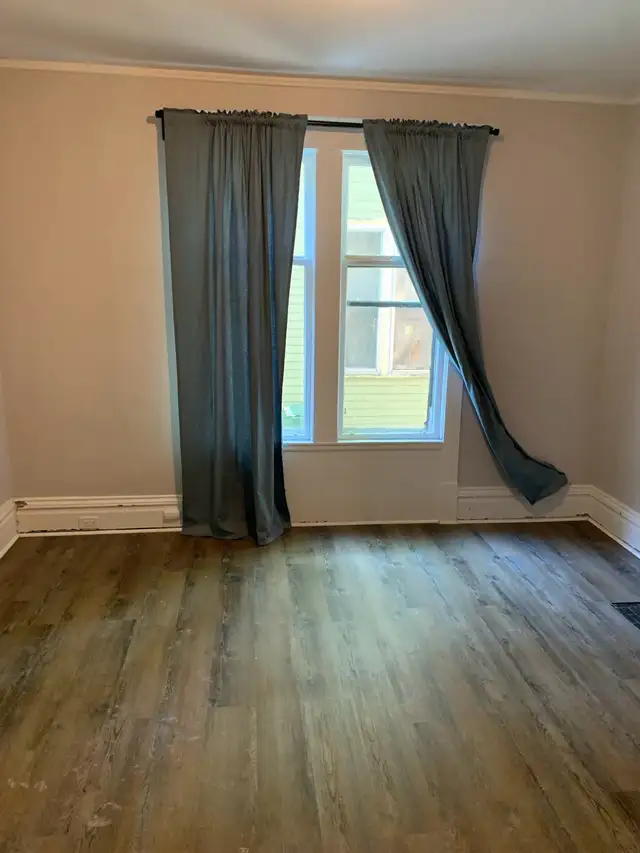 5 Bedroom Apartment For Rent in Downtown Halifax63436972244355124