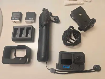 Gopro Hero 12 Black, Volta Grip, Batteries, View more