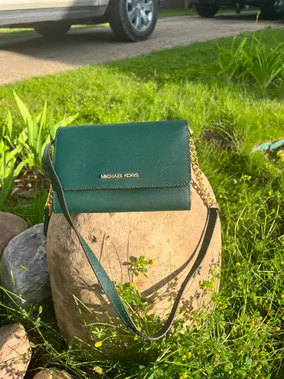 MK Jet Set Travel Emerald Green Leather LG Phone Crossbody Bag, View more