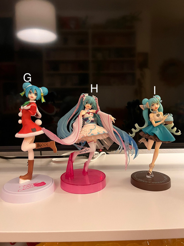 Hatsune Miku Figure Lot/ Selling Collection!!  in Arts & Collectibles in City of Toronto - Image 4