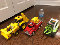 KIDS CONSTRUCTION TOY CARS LOT