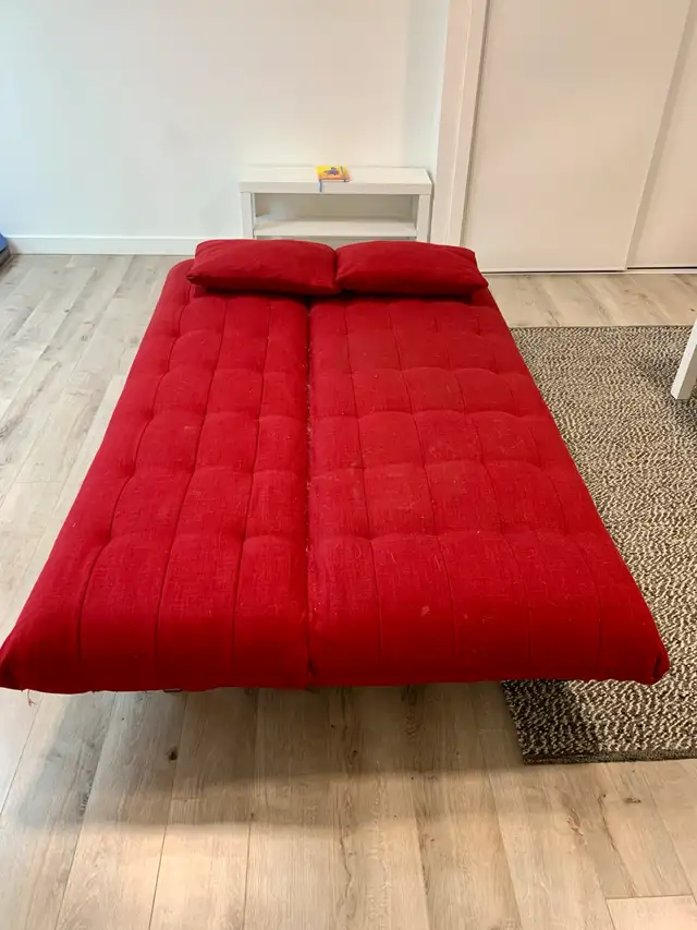 Structube sofa bed in Couches & Futons in Gatineau - Image 5