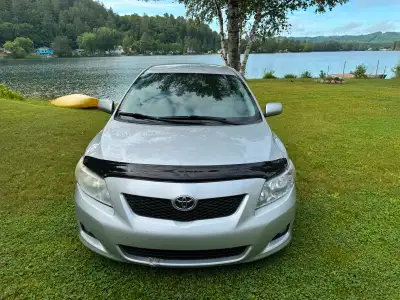 Toyota Corolla LE 2010 Automatique, 4 portes, AC, régulateur de vitesse, fenêtres et miroirs électri...