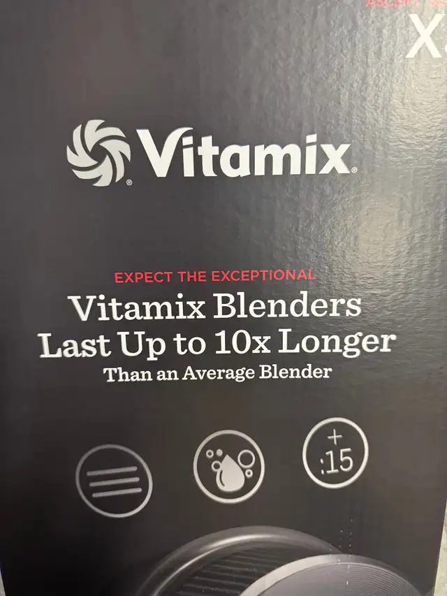 Vitamix Ascent X5 Blender in Processors, Blenders & Juicers in City of Toronto - Image 3