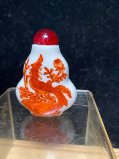 Chinese Antiques Porcelain Bottle Hand Painting Red For sale in Vancouver, BC only Cash only