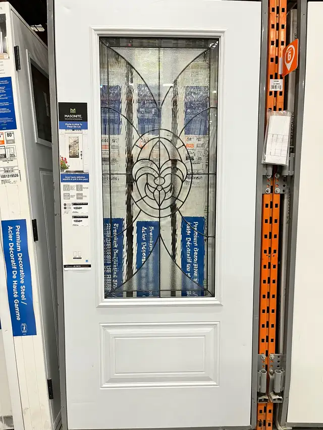 Porte d’entrée vitrée Neuve avec poignée et clés  in Windows, Doors & Trim in City of Montréal - Image 4