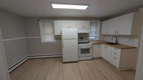 $2,150 / Month (+ Utilities) Hospital Area Available: Jan 1, 2026 Be the first to live in this compl...