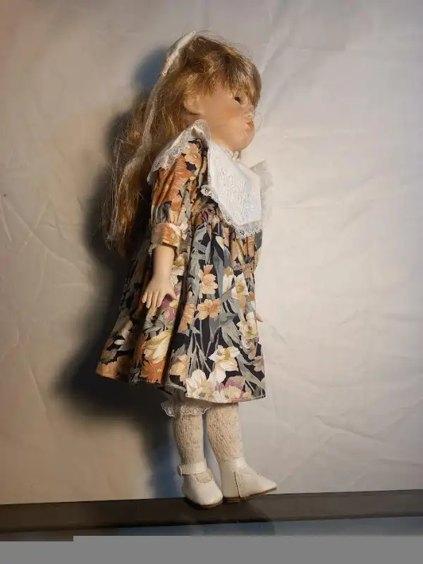 ASSORTMENT OF DOLLS in Toys & Games in Delta/Surrey/Langley - Image 13