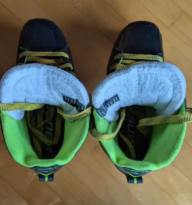 Patins Gardien Bauer GSX taille 5.5 D in Hockey in City of Montréal - Image 5