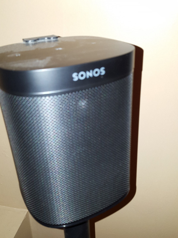 Sonos One SL Speakers on Stand in Speakers in City of Toronto - Image 3