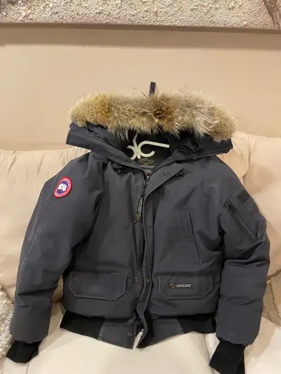 End of Year sale!!!: Small Navy Blue Canada goose bomber jacket, View more