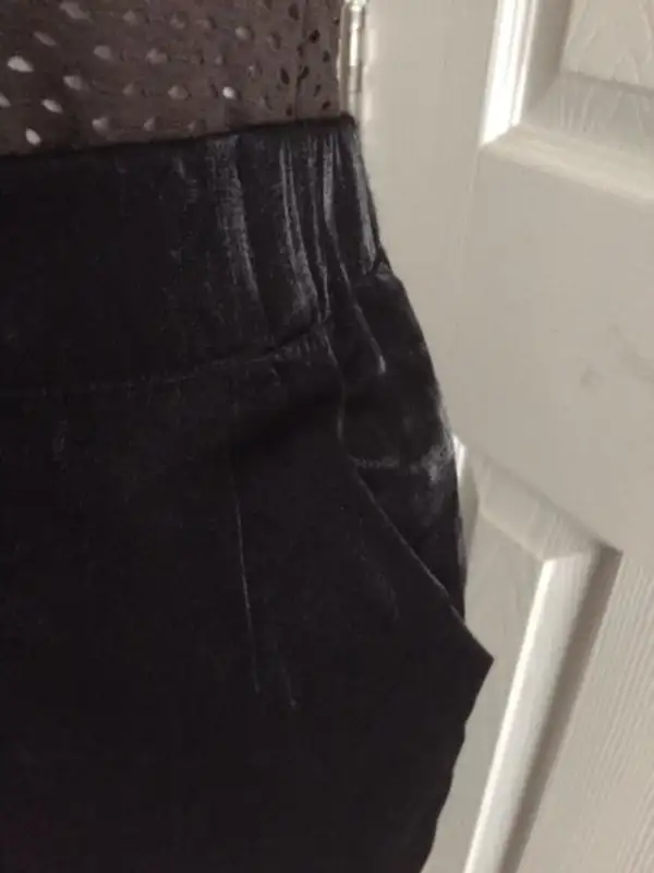 JOE FRESH woman Satin Pants, Black, Size small, Never Worn in Women's - Bottoms in City of Toronto - Image 5