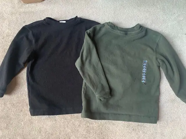 NEW OLD NAVY COTTON SHIRTS - 4T in Clothing - 4T in Hamilton - Image 2