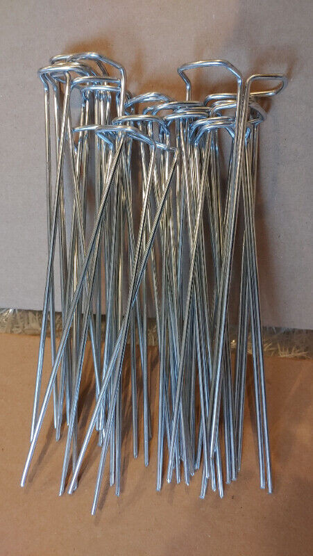 8in L-shaped Garden stakes - Anchoring Pins in Plants, Fertilizer & Soil in Annapolis Valley - Image 4