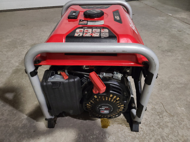 Energizer 1000 watt portable generator in Outdoor Tools & Storage in Peterborough - Image 3