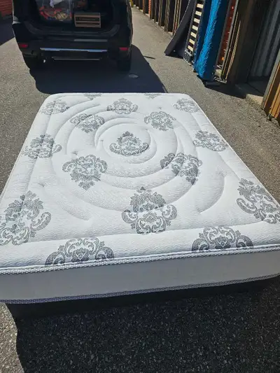 Dbl bed and flat platform box spring, View more