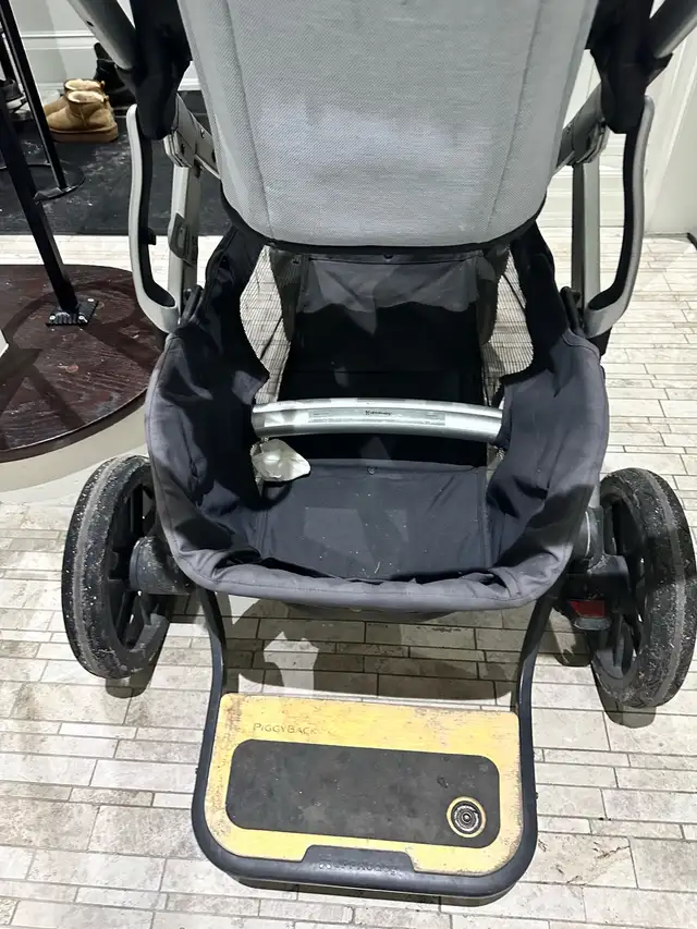 UPPAbaby Vista Stroller in Strollers, Carriers & Car Seats in City of Toronto - Image 4