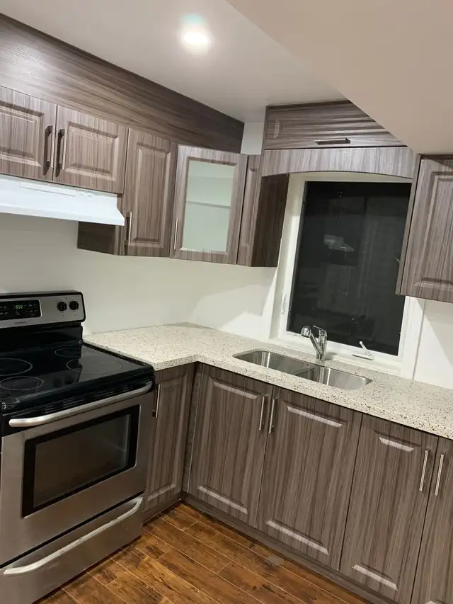 Private room for rent  Walkout basement 63804706082179122