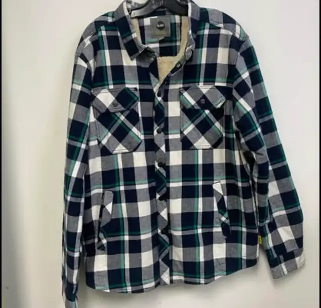 40 EAST - Men's Sherpa Lined Flannel Shirt Jacket (Size: L) in Men's in City of Montréal - Image 2