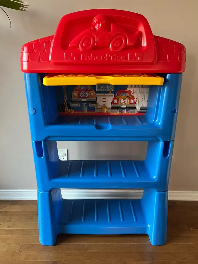 Vintage Fisher-Price children's toy storage/bookshelf in Bookcases & Shelving Units in Ottawa - Image 3