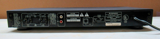 Pioneer Digital Stereo Tuner in Stereo Systems & Home Theatre in St. Catharines - Image 2