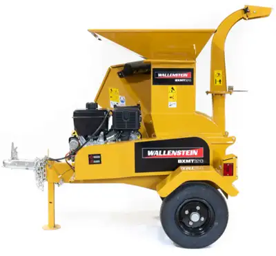 Wallenstein BXMT3213 with a Honda GX390 engine. Pictures show the minimal use of the chipper!!! Exce...