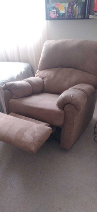 Comfy Padded Recliner Chair