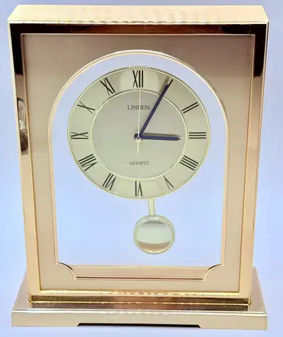 Vintage Linden Mantle Shelf Clock Gold Pendulum Japan Quartz Movement