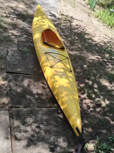 Sturdy,good condition, no paddles, must pickup in Wasaga Beach