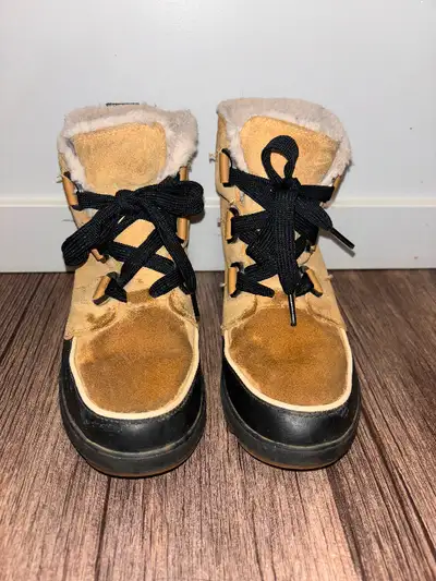 Size 7 womens winter boots