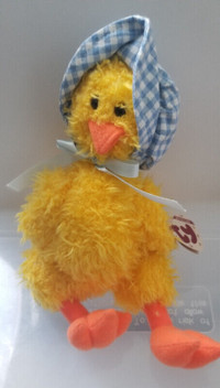 Bonnie the Chicken - Beanie Baby Ty Attic Treasure Collection