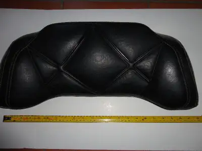 Backrest Pad for 1983 Yamaha Venture Royale Motorcycle, colour is dark brown, length is 21 1/2 inche...