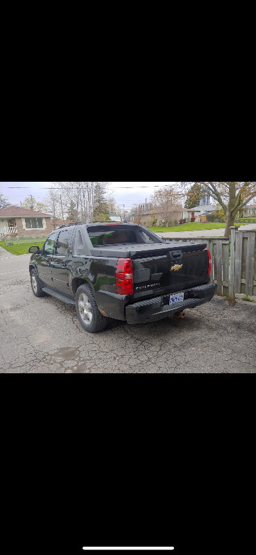 2007 Chevy avalanche , fully loaded